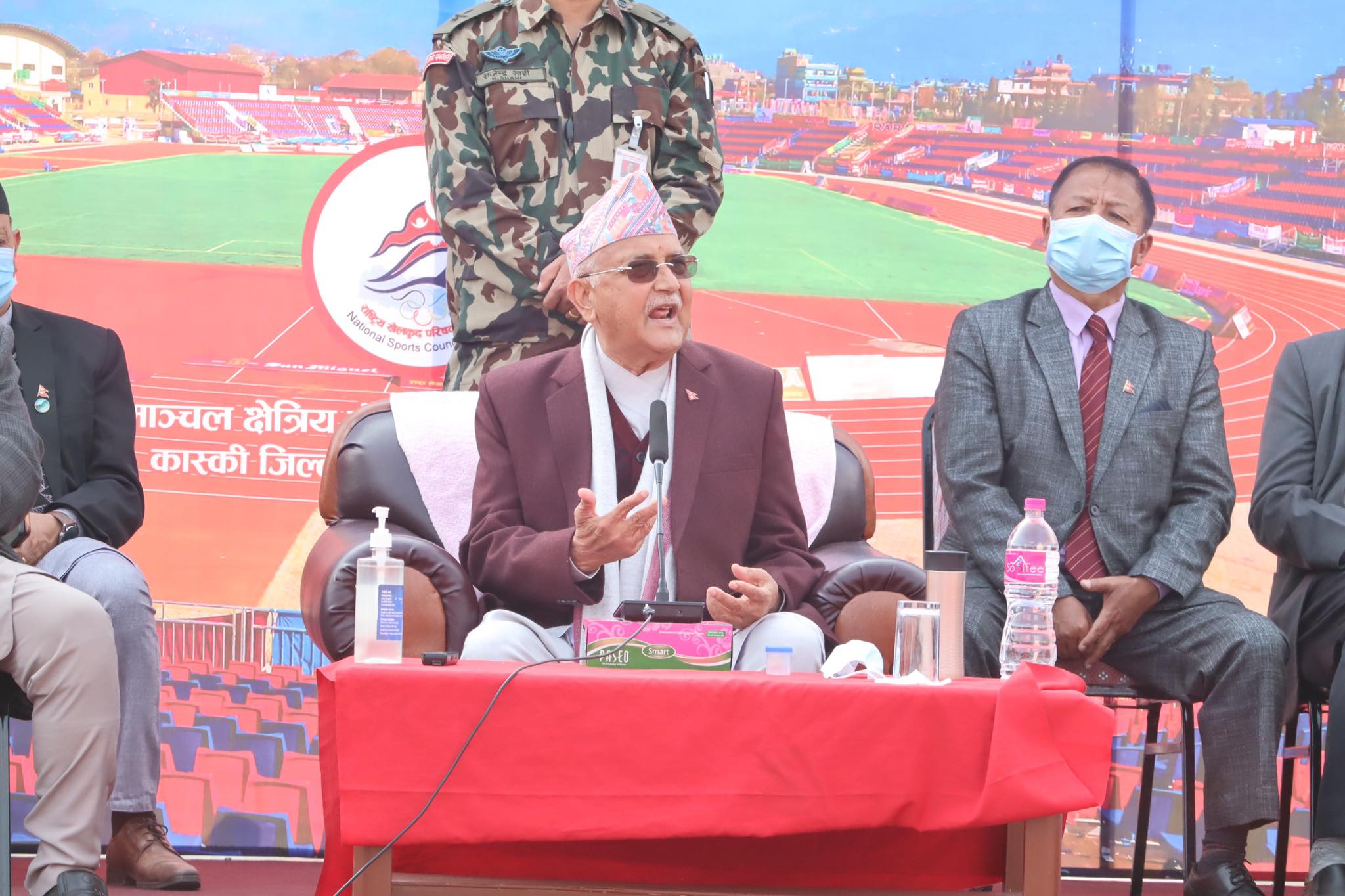 पोखरा रंगशालाको निरीक्षणपछि ओलीले भने : लुडो खेलेर टाइम पास नगरौँ